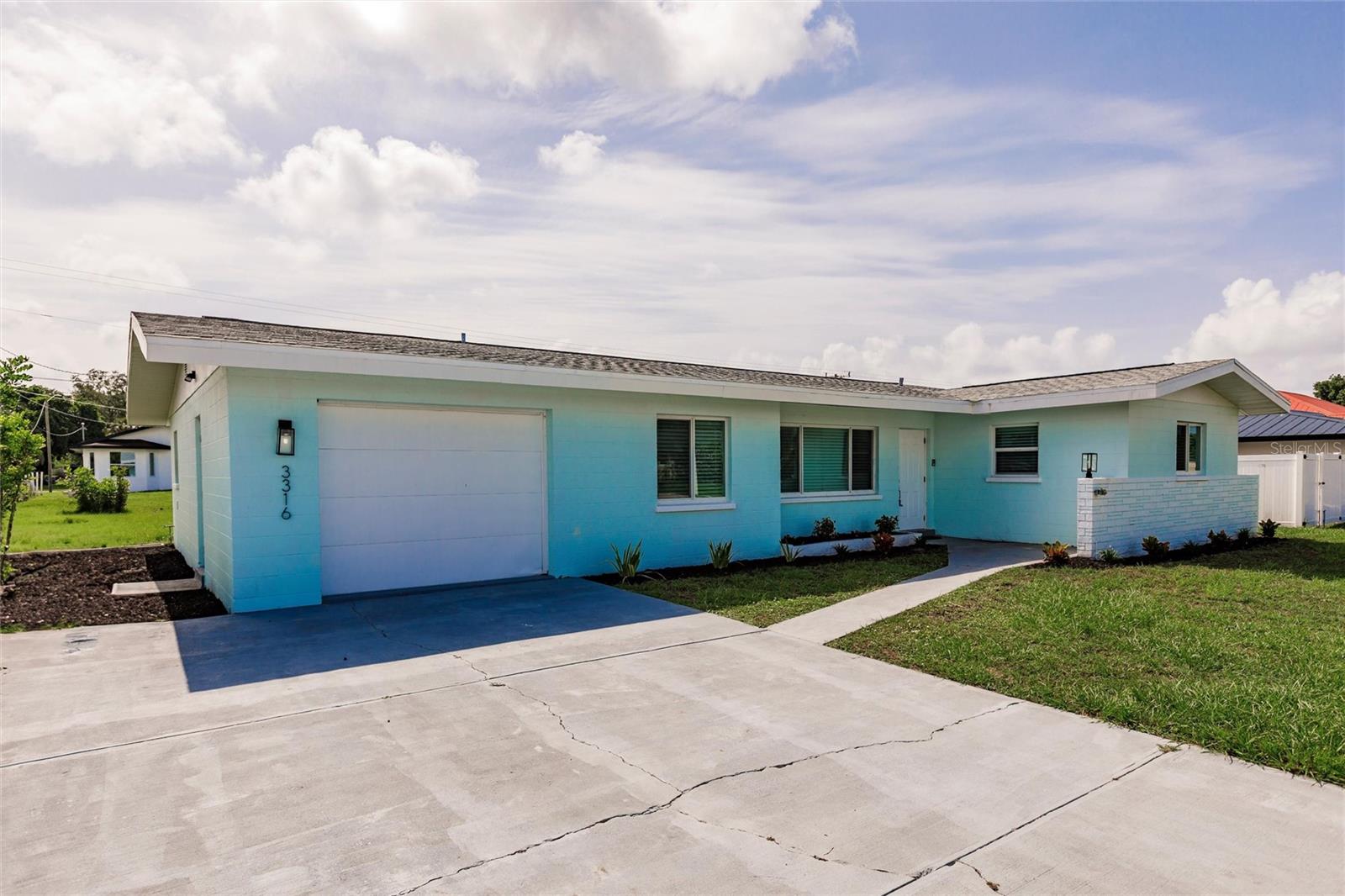 Image 2 of 33 For 3316 Port Charlotte Boulevard