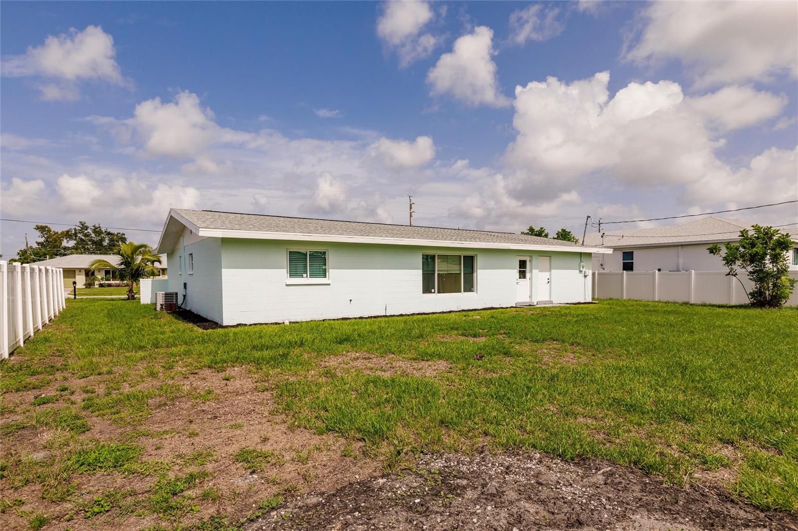 Image 33 of 33 For 3316 Port Charlotte Boulevard