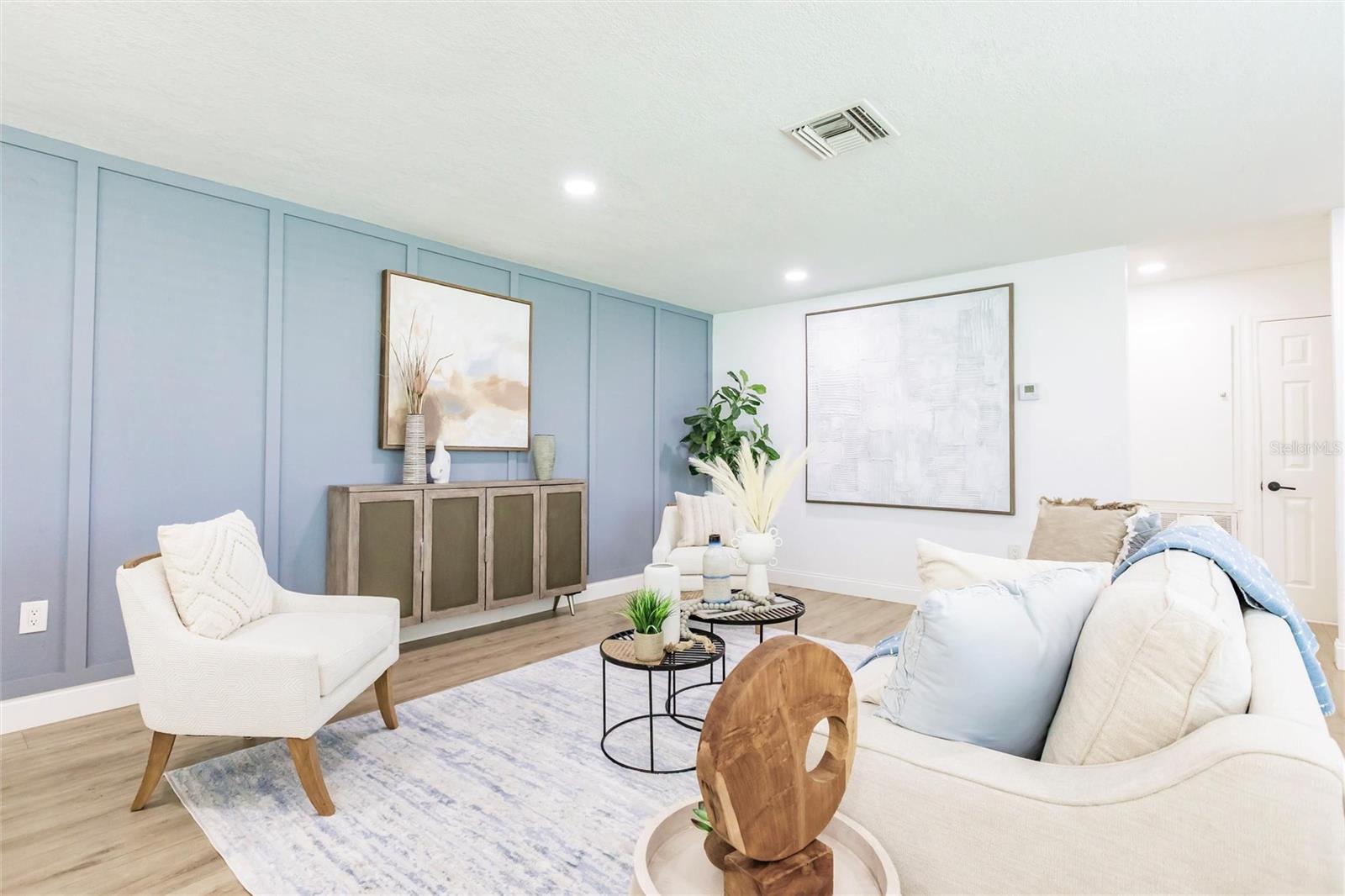 Image 8 of 33 For 3316 Port Charlotte Boulevard