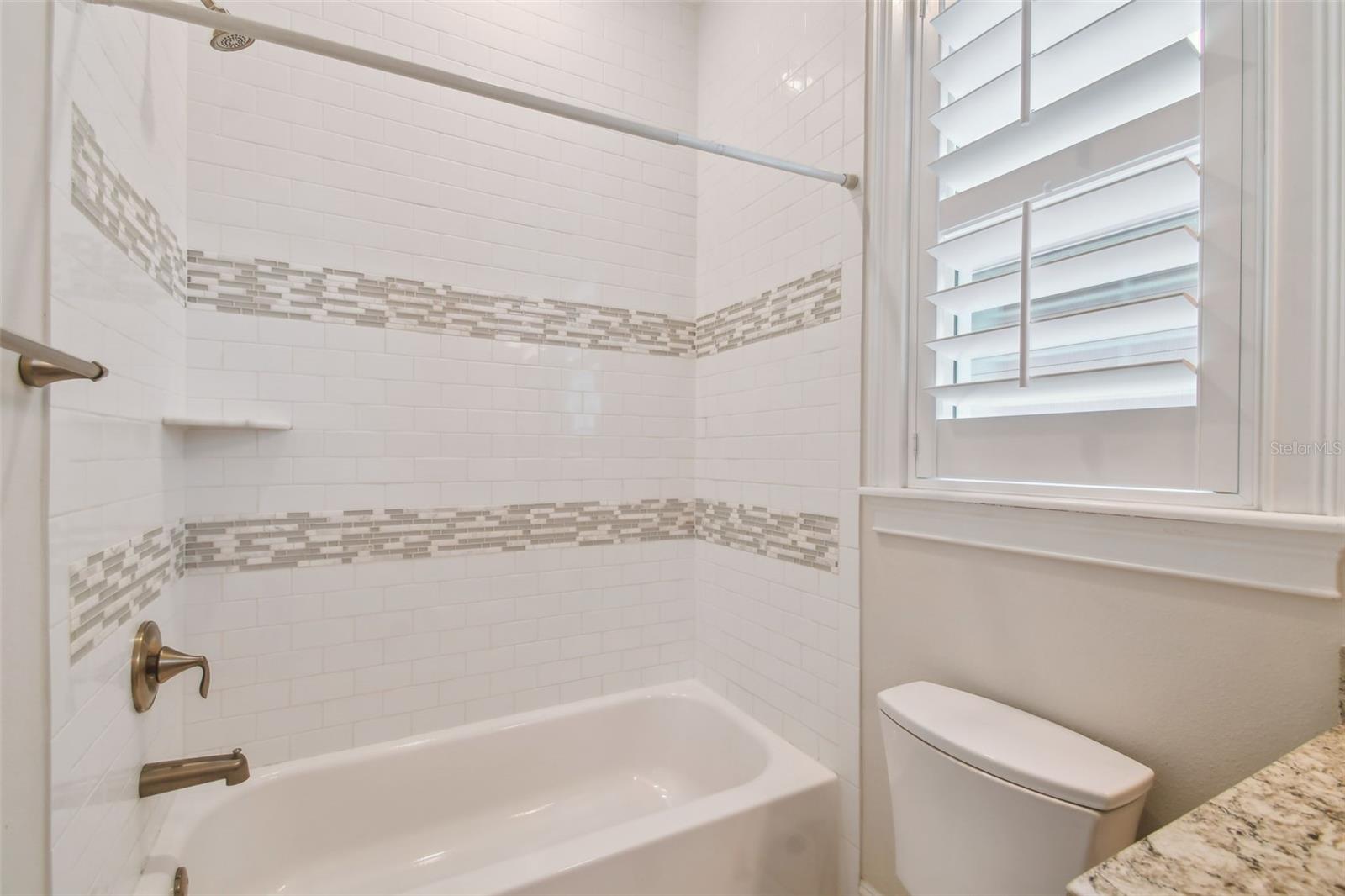 Image 48 of 64 For 3109 Granada Street W