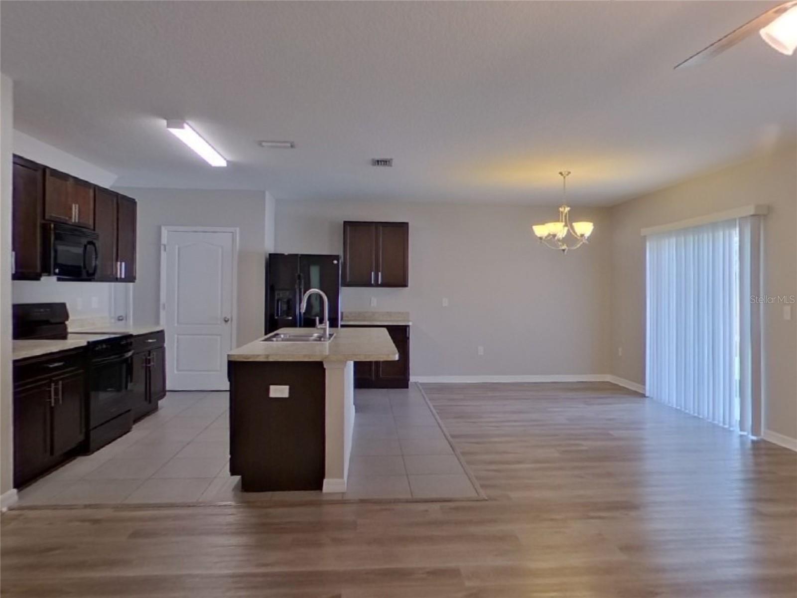 Image 4 of 14 For 10442 Whispering Hammock Drive