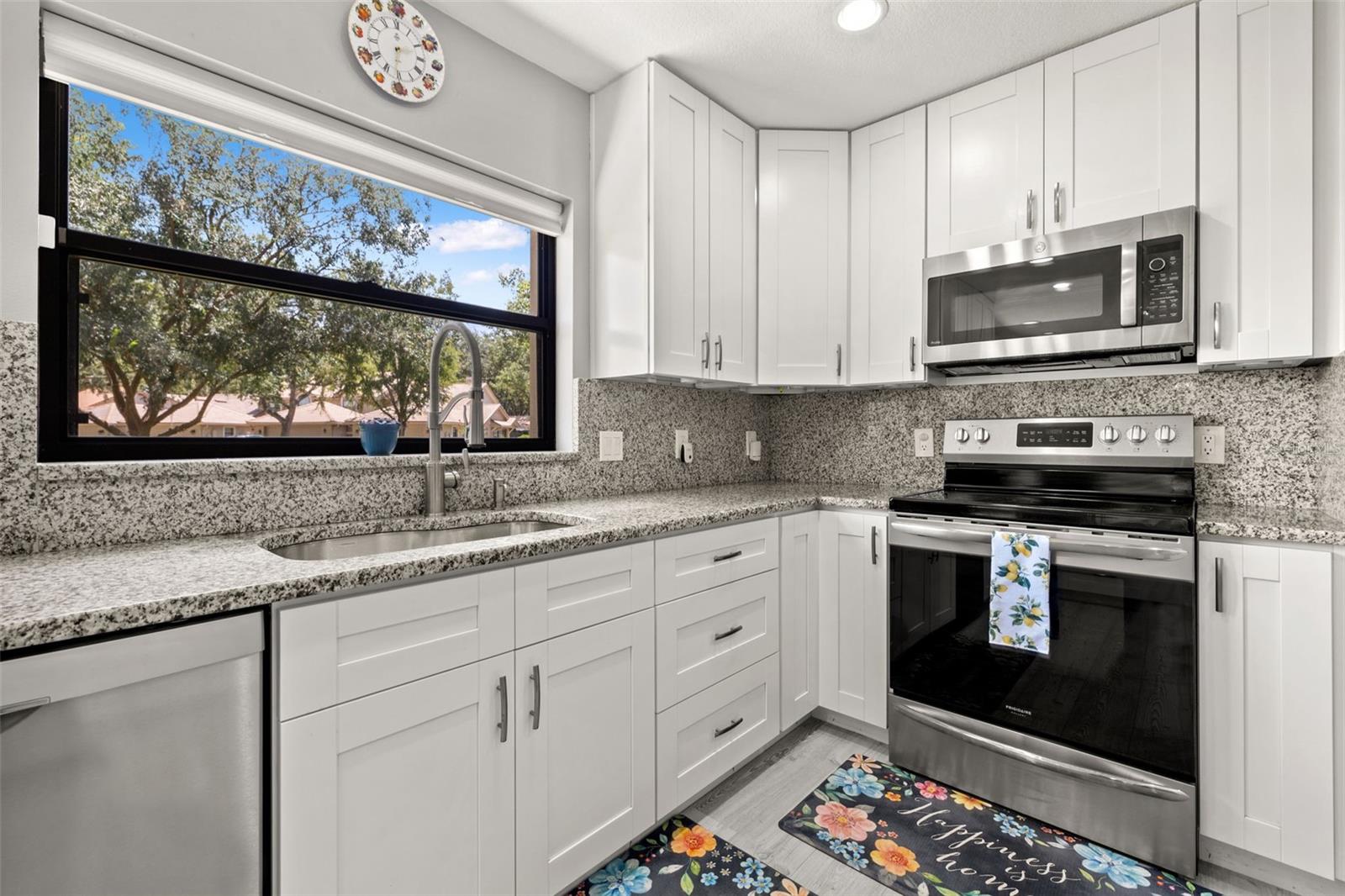 Image 10 of 26 For 17554 Fairmeadow Drive