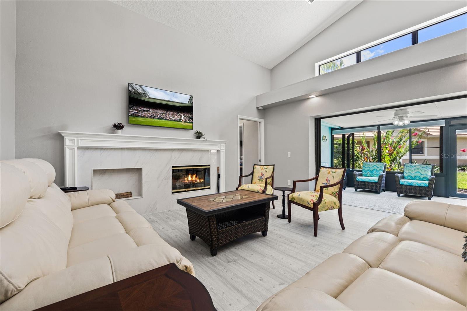 Image 5 of 26 For 17554 Fairmeadow Drive