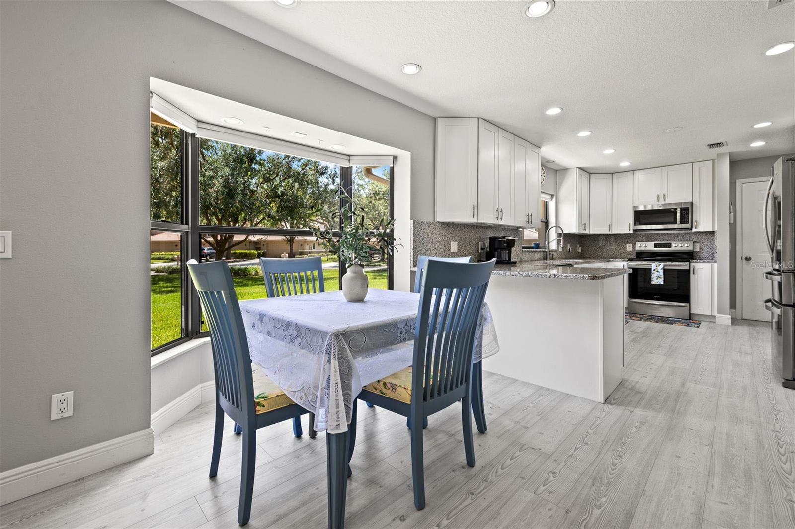 Image 8 of 26 For 17554 Fairmeadow Drive
