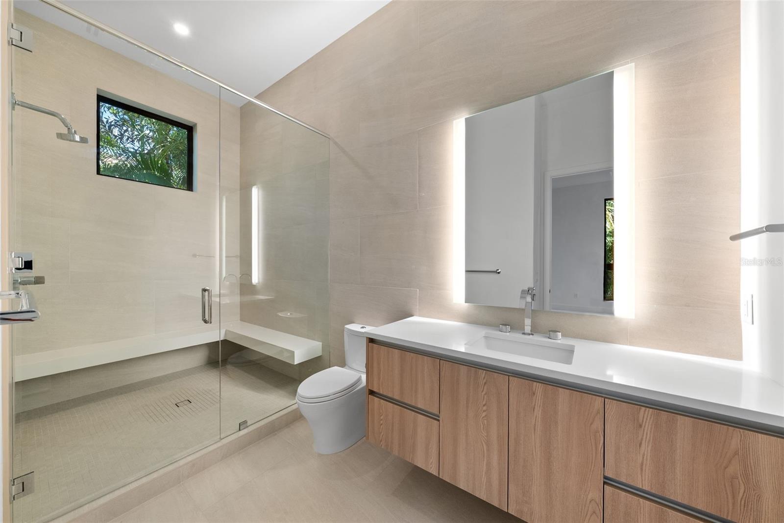 Image 54 of 89 For 107 Martinique Avenue