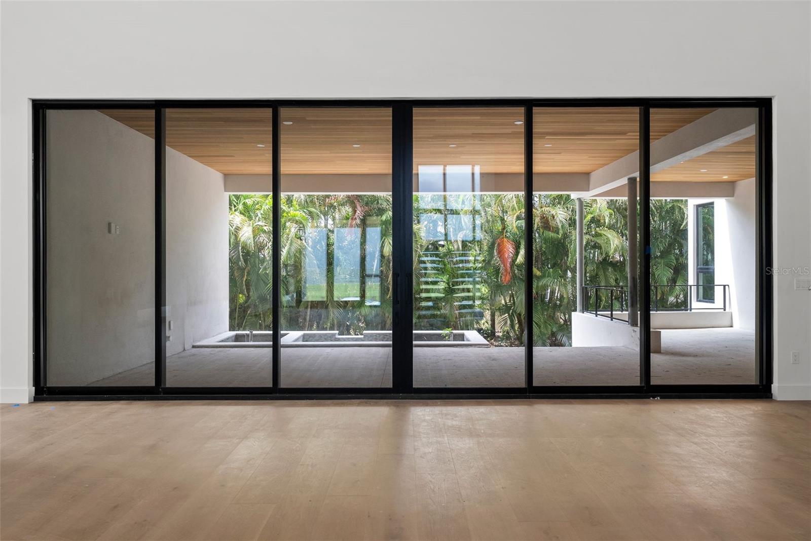 Image 7 of 31 For 107 Martinique Avenue