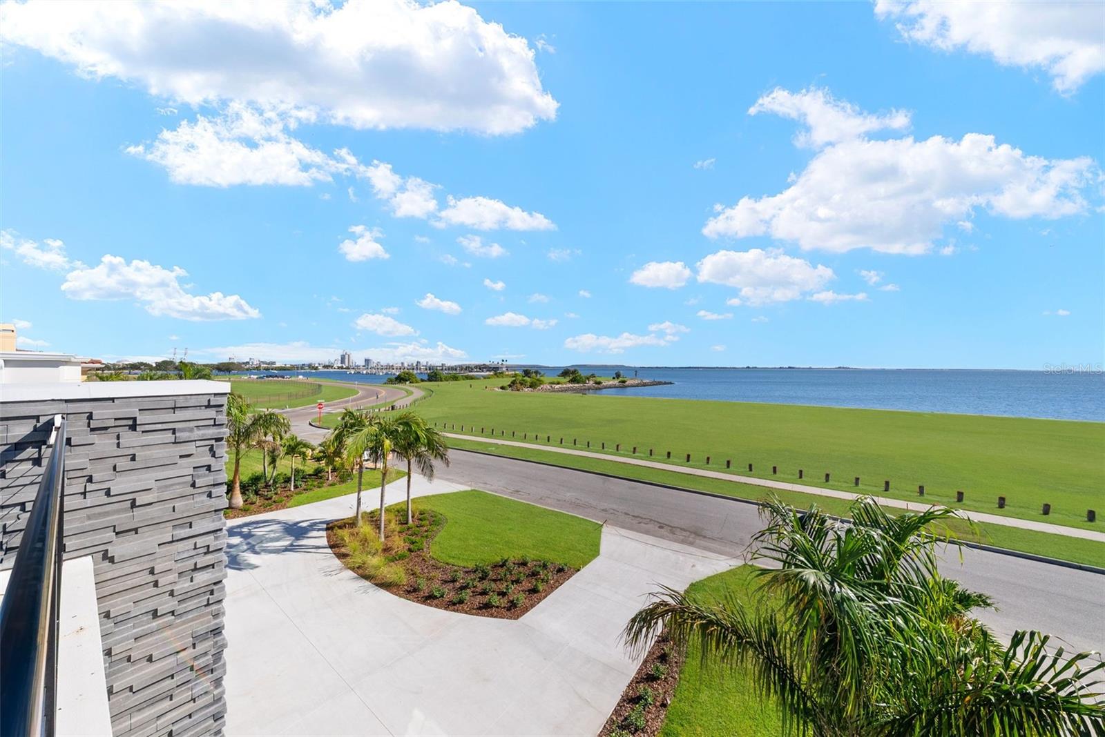 Image 72 of 89 For 107 Martinique Avenue