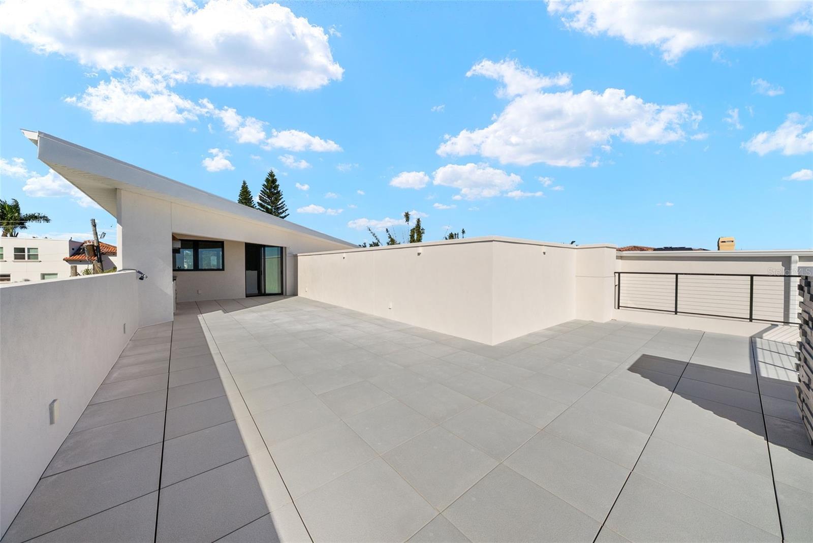 Image 75 of 89 For 107 Martinique Avenue