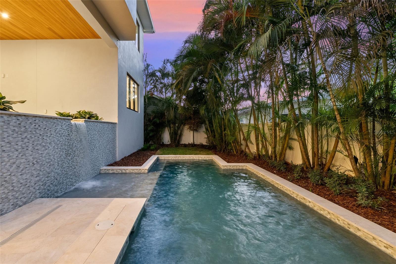 Image 81 of 89 For 107 Martinique Avenue