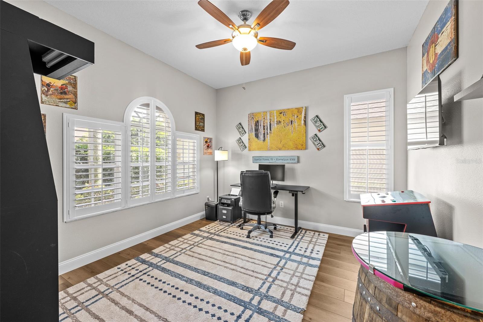 Listing photo id 36 for 23516 Abercorn Lane