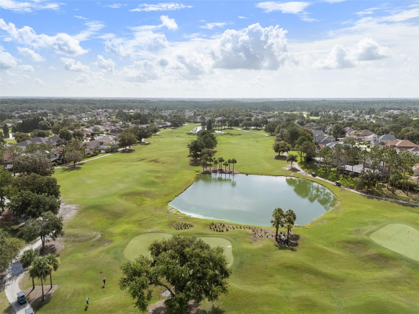 Listing photo id 54 for 23516 Abercorn Lane