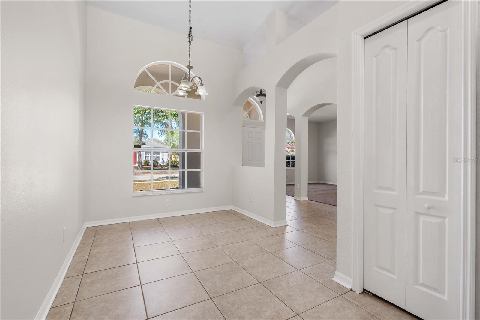 Image 11 of 46 For 11611 Jordans Landing Ct