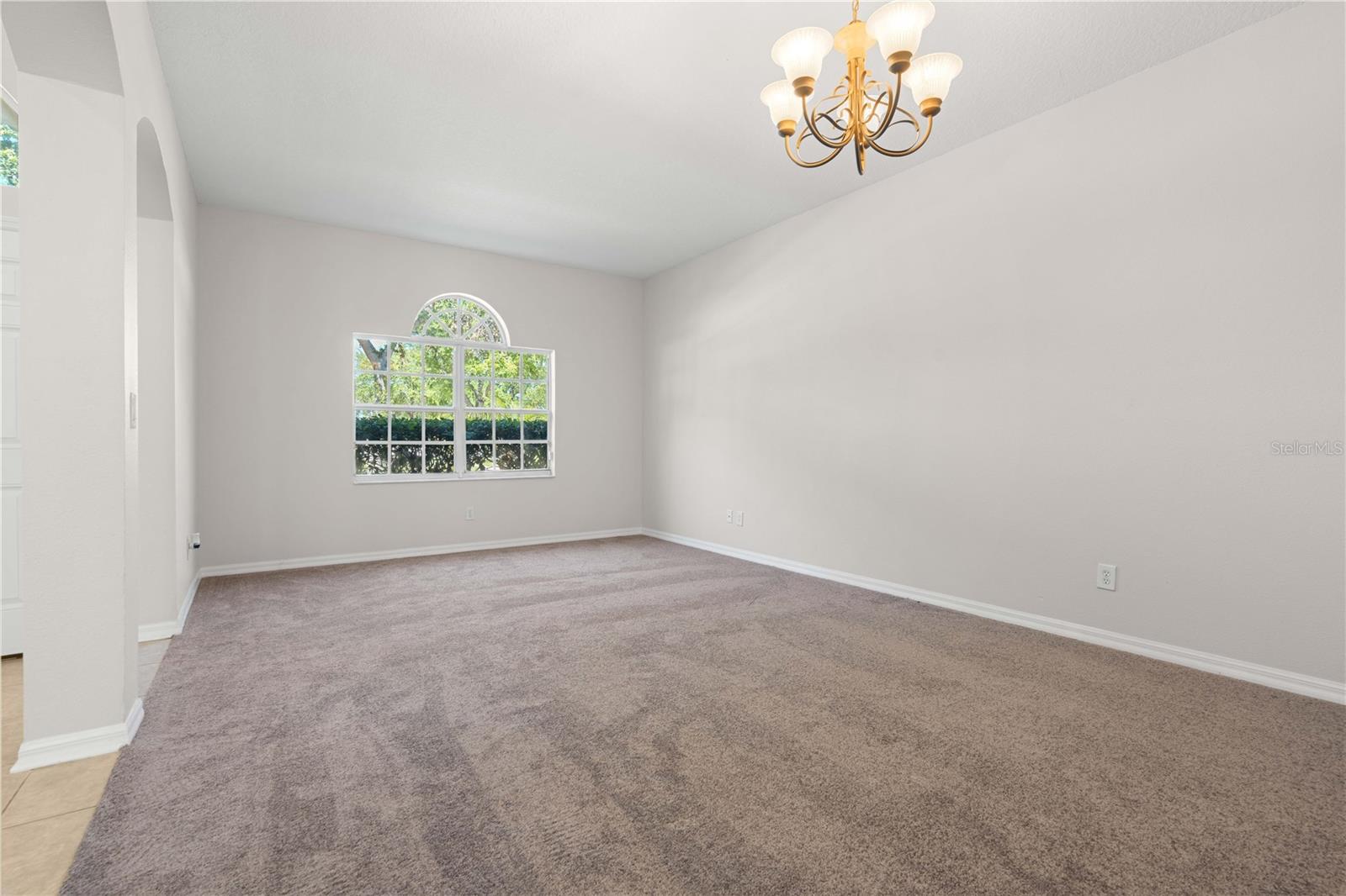Image 12 of 46 For 11611 Jordans Landing Ct