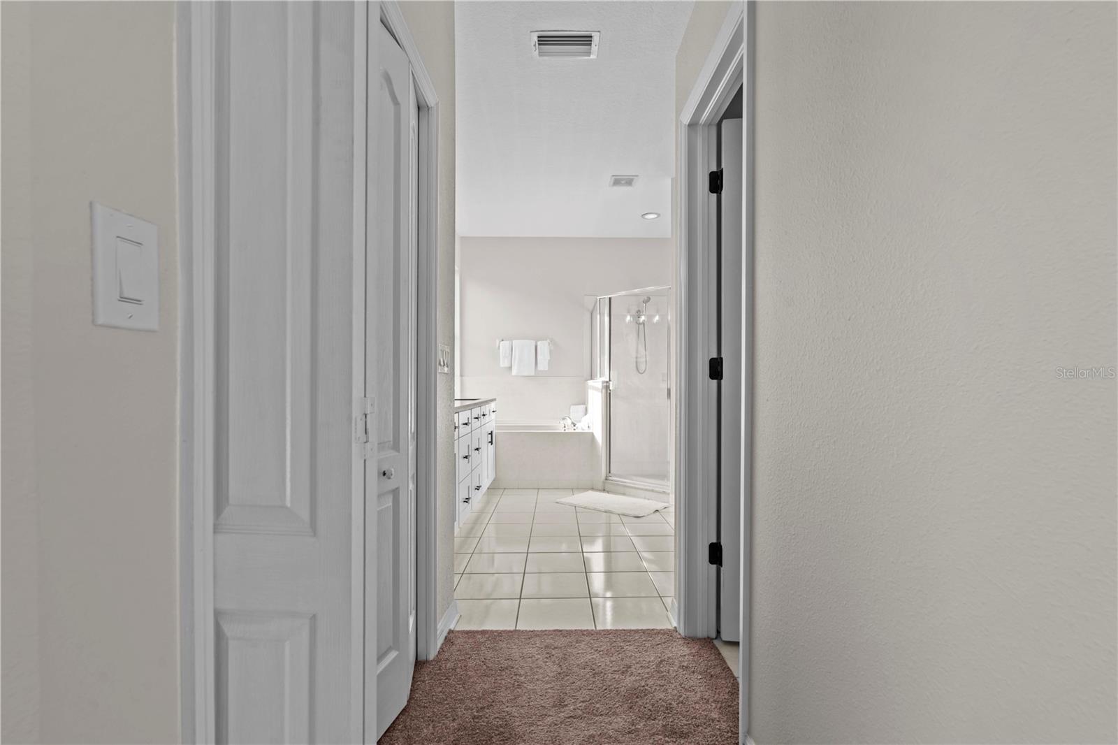 Image 22 of 46 For 11611 Jordans Landing Ct