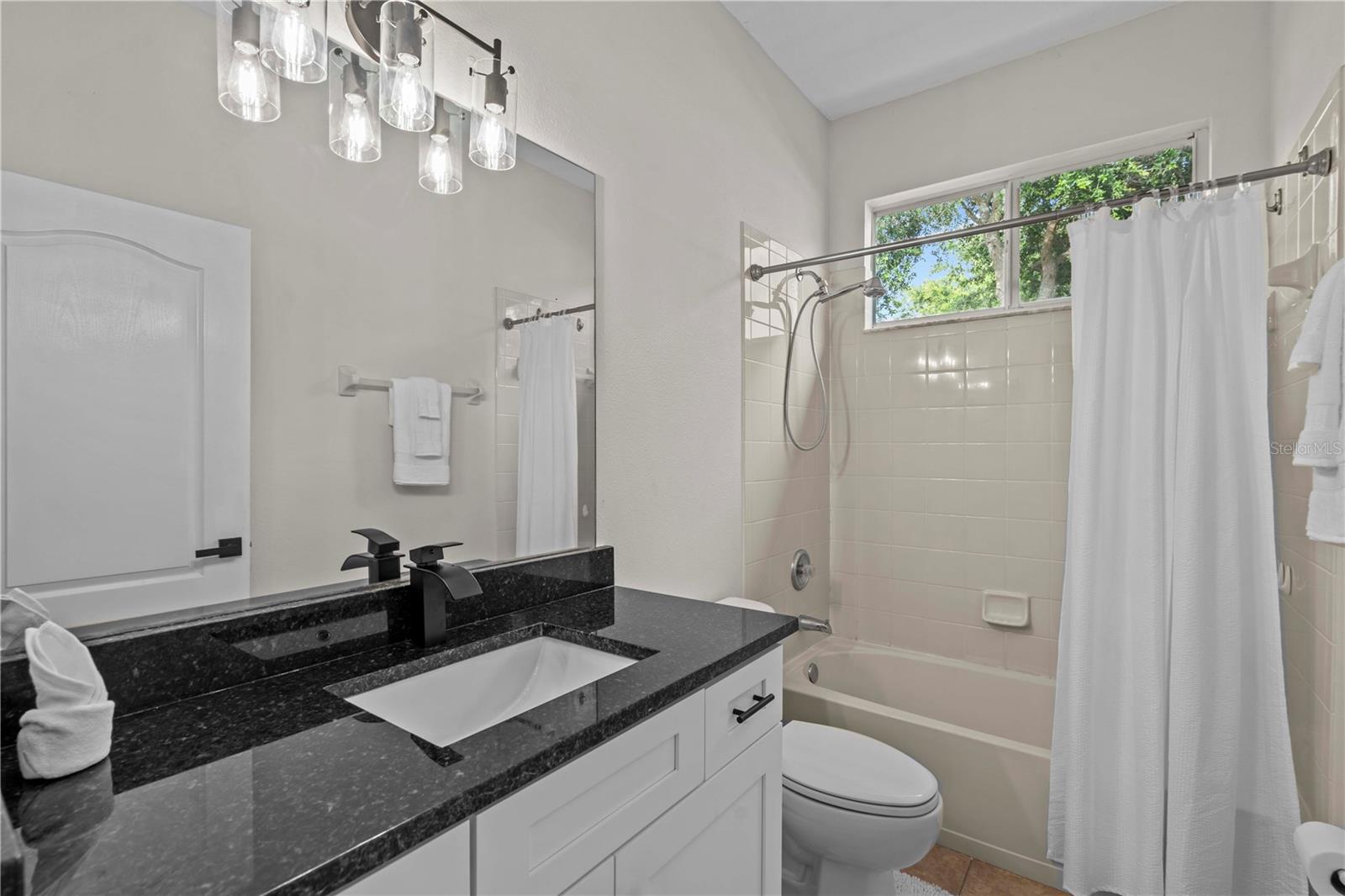 Image 33 of 46 For 11611 Jordans Landing Ct