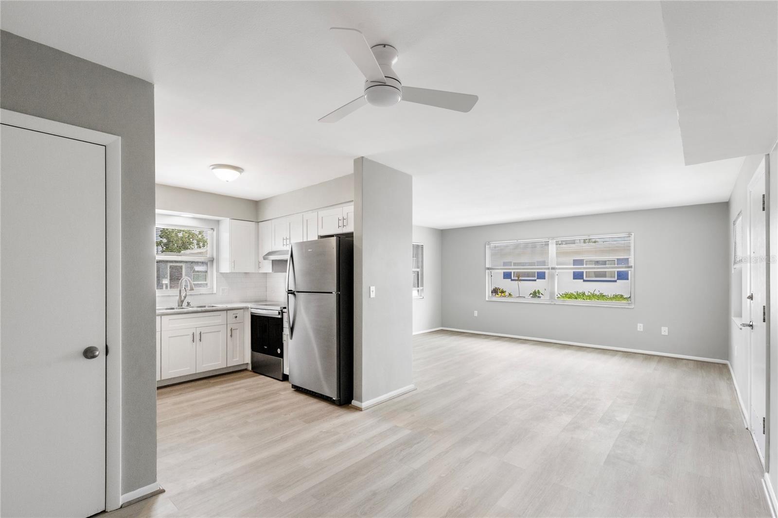 Image 12 of 27 For 250 Rosery Road Nw 323