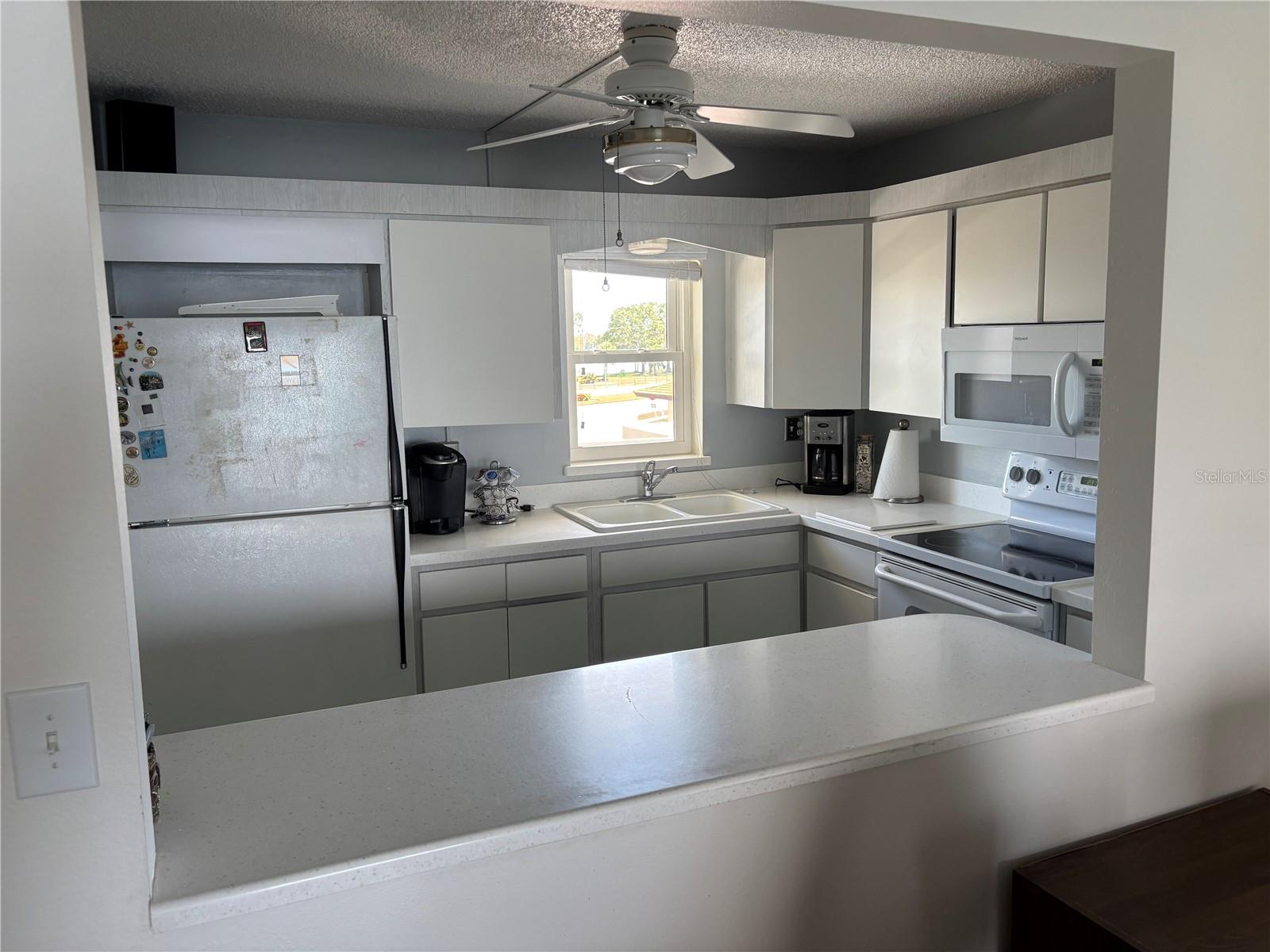 Image 6 of 45 For 7401 Bay Island Drive S 338