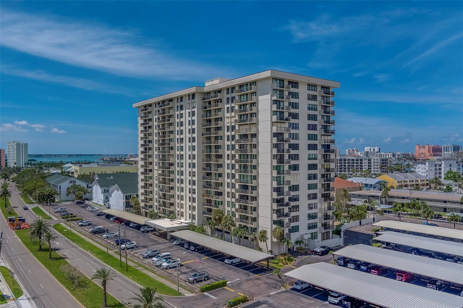 Image 40 of 58 For 400 Island Way 705