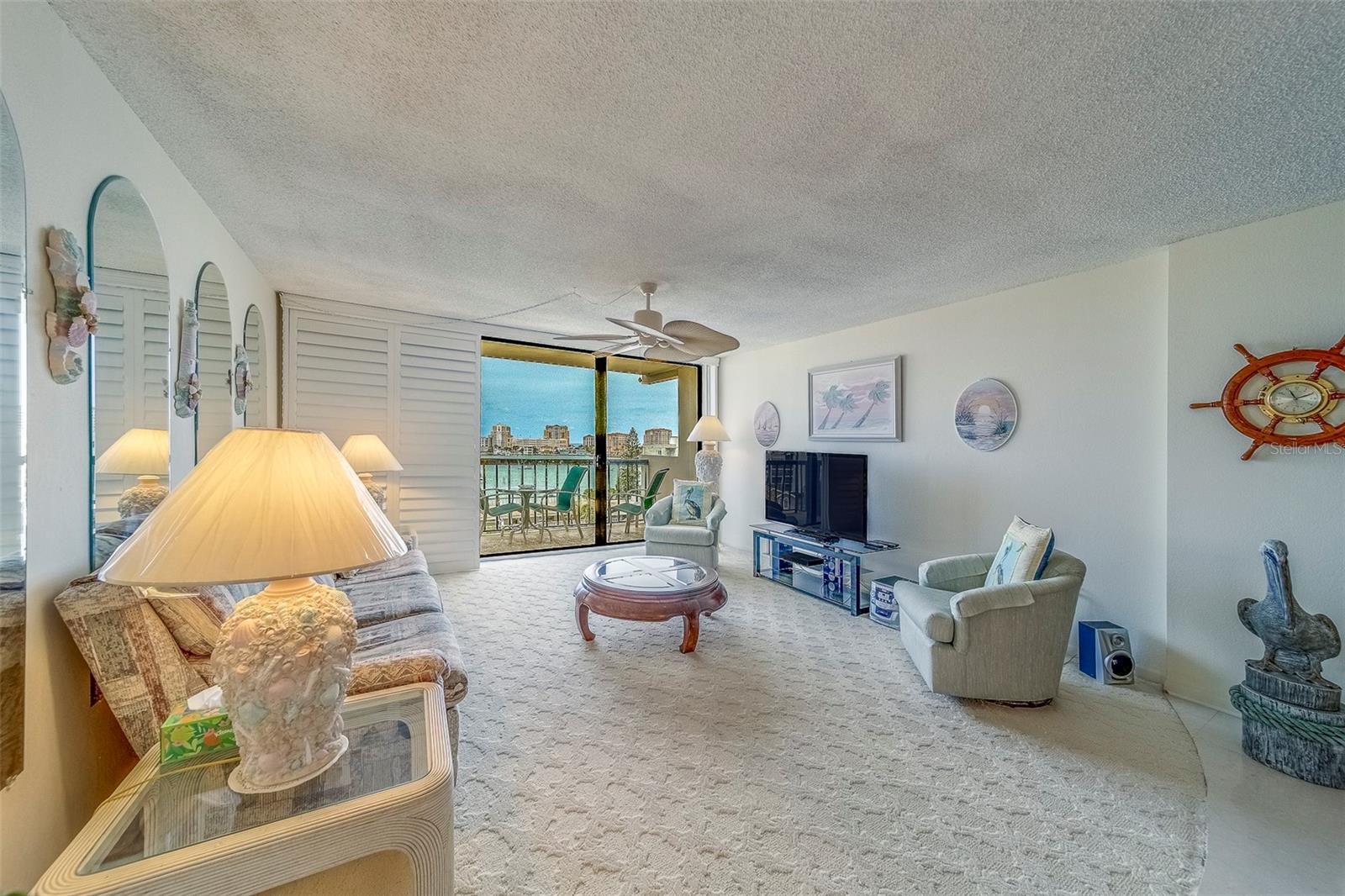 Image 6 of 58 For 400 Island Way 705