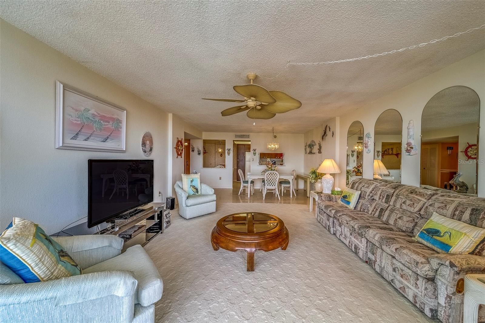 Image 7 of 58 For 400 Island Way 705