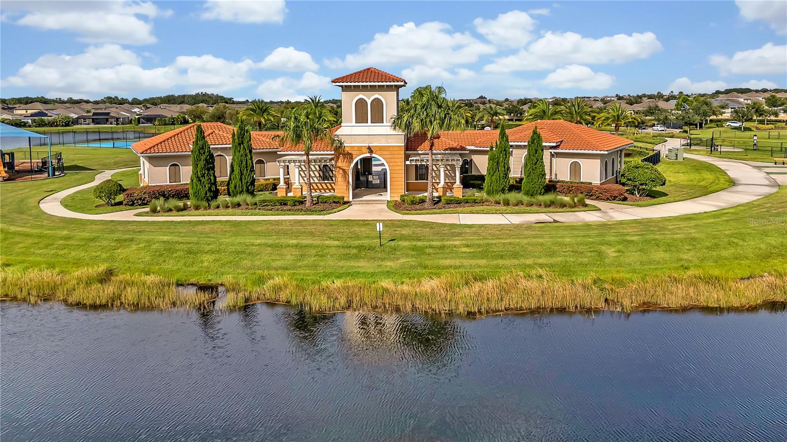 Image 32 of 43 For 16669 Windmill Forge Pass Nw