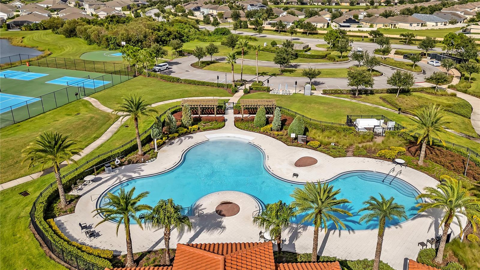 Image 38 of 43 For 16669 Windmill Forge Pass Nw