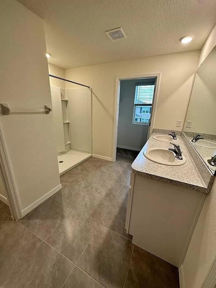 Image 7 of 43 For 16669 Windmill Forge Pass Nw