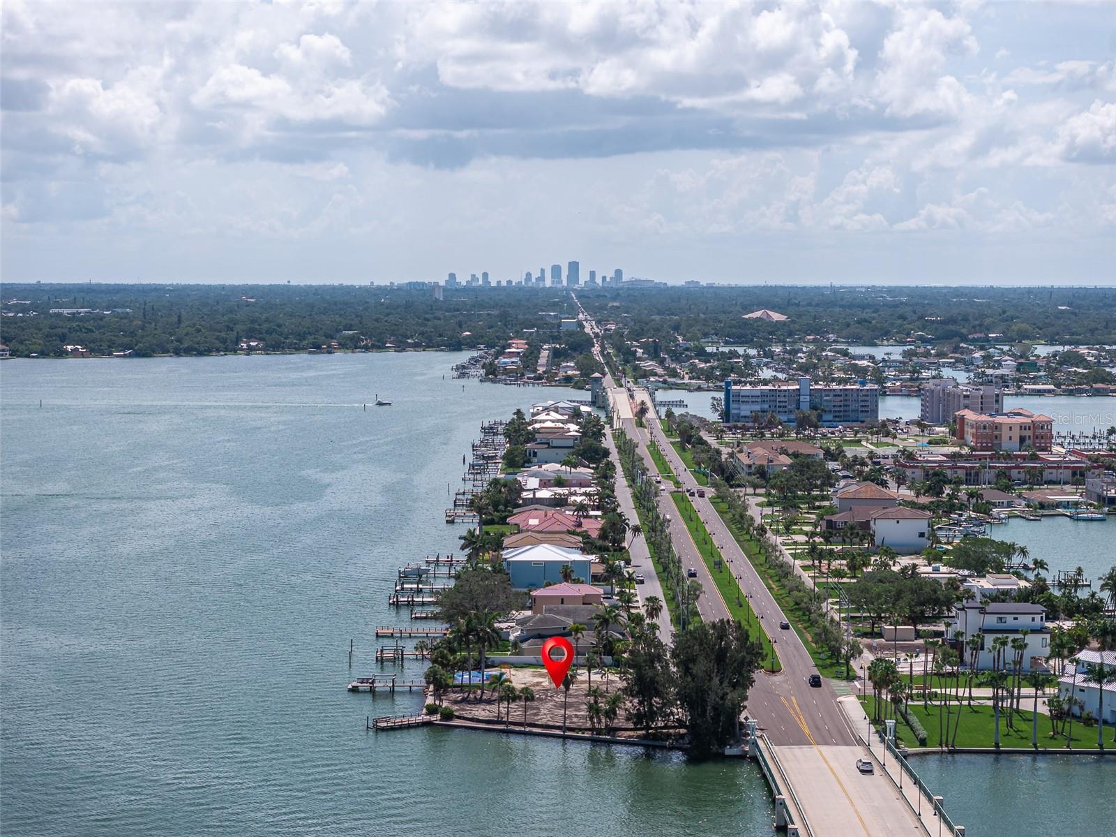 Listing photo id 10 for 1 & 2 Paradise Lane
