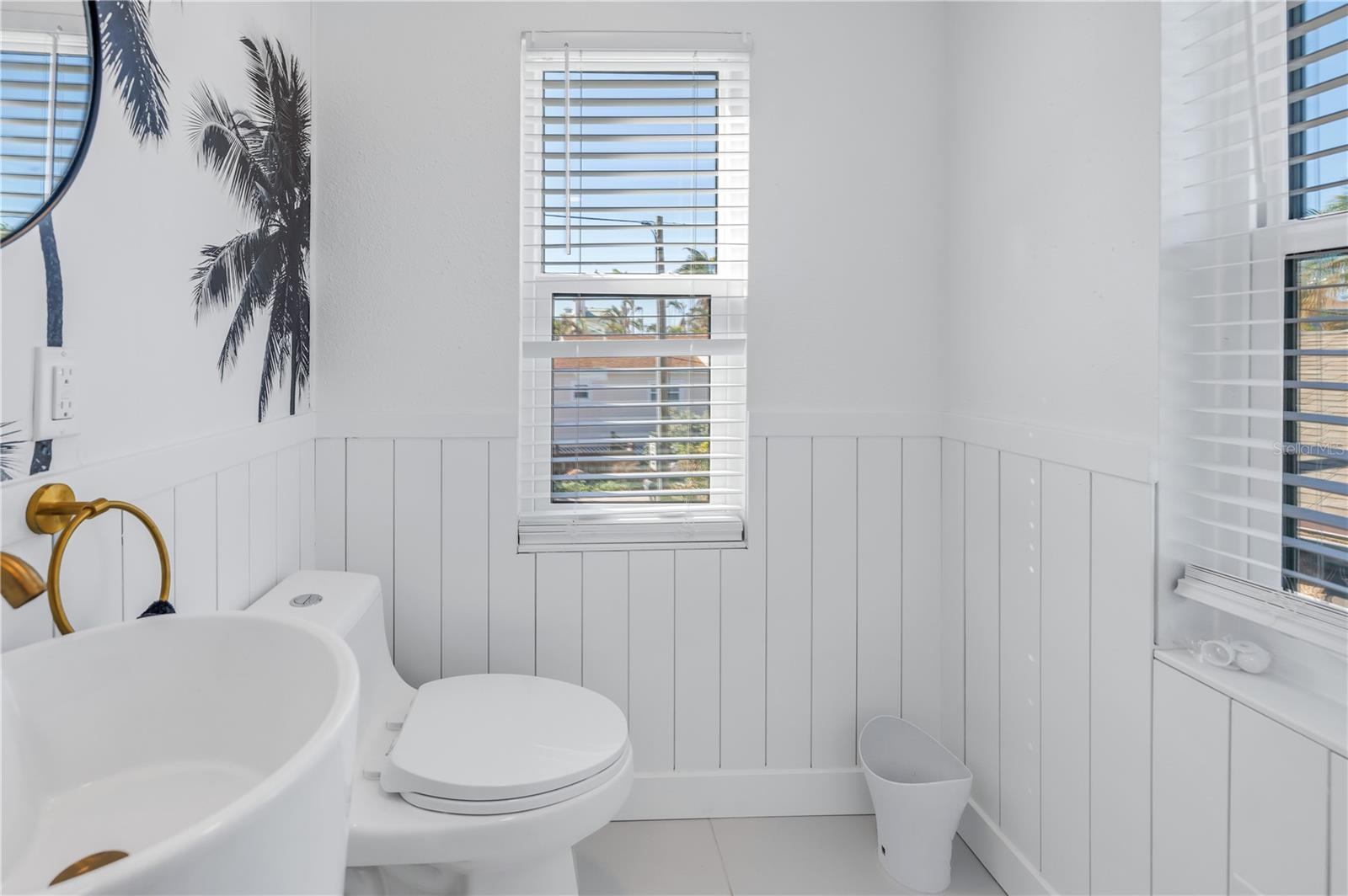 Image 15 of 33 For 12016 Lagoon Ln