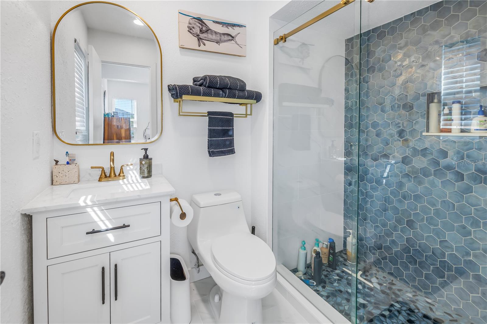 Image 22 of 33 For 12016 Lagoon Ln