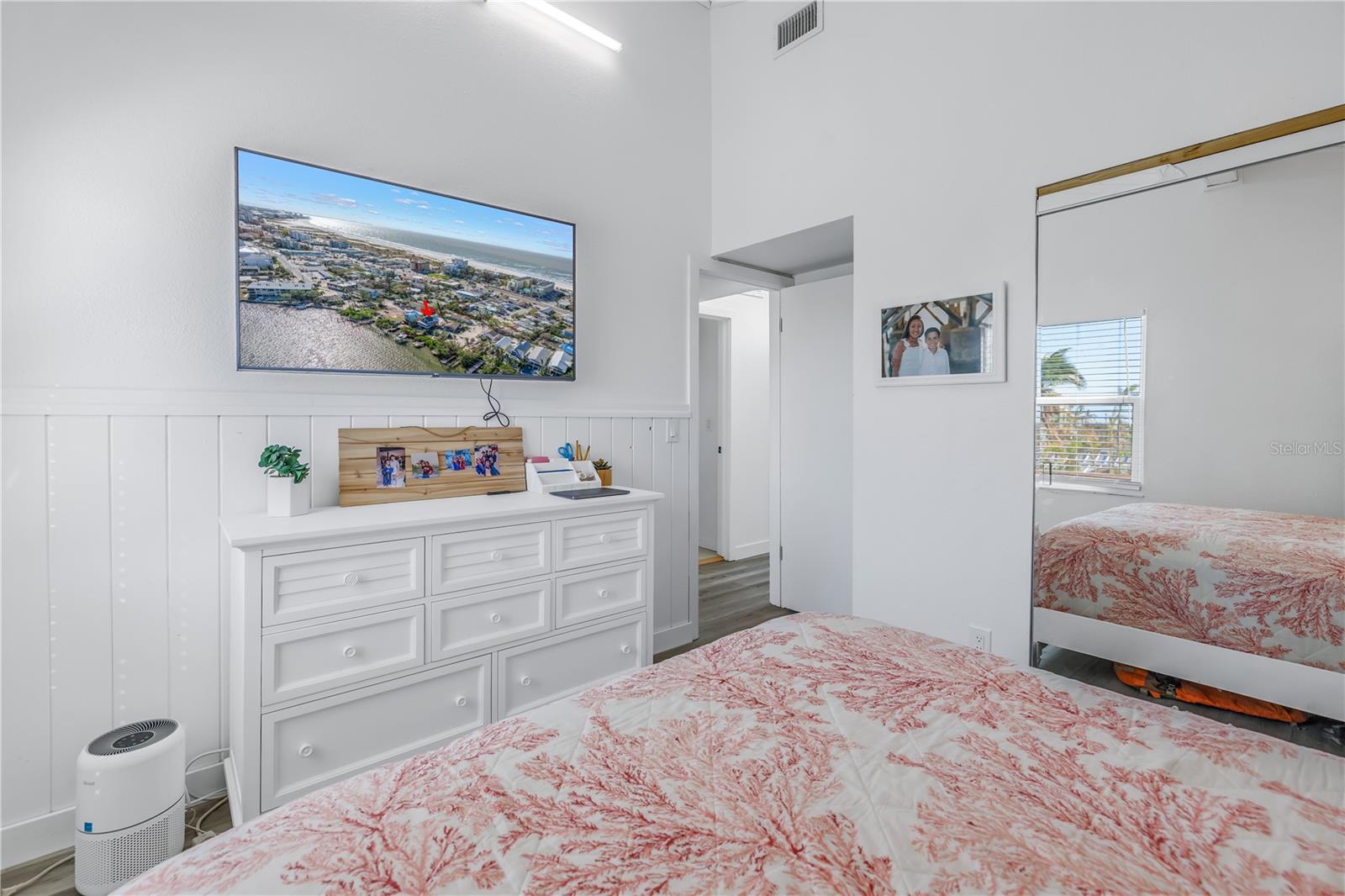 Image 29 of 33 For 12016 Lagoon Ln
