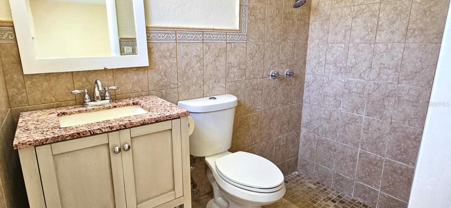 Image 18 of 27 For 3628 Landale Drive