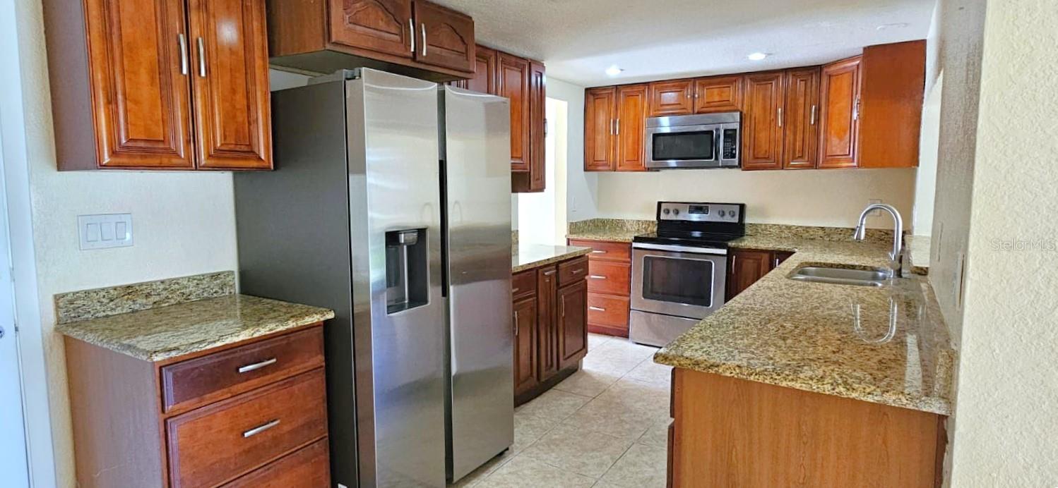 Image 6 of 27 For 3628 Landale Drive