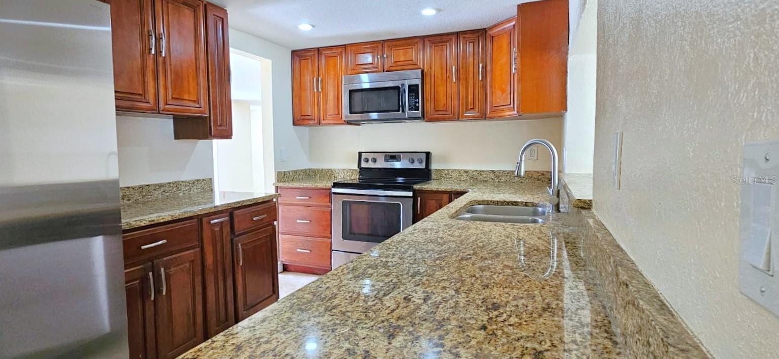 Image 9 of 27 For 3628 Landale Drive