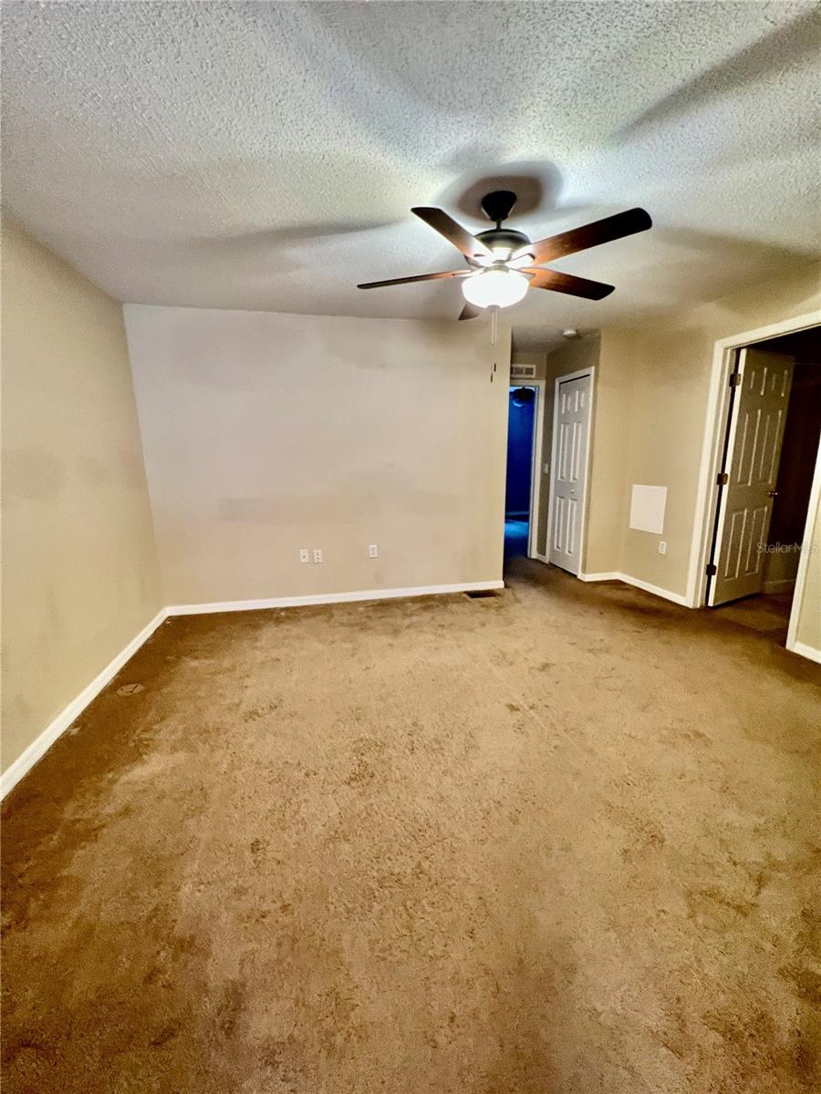 Image 13 of 23 For 9934 Ashburn Lake Drive