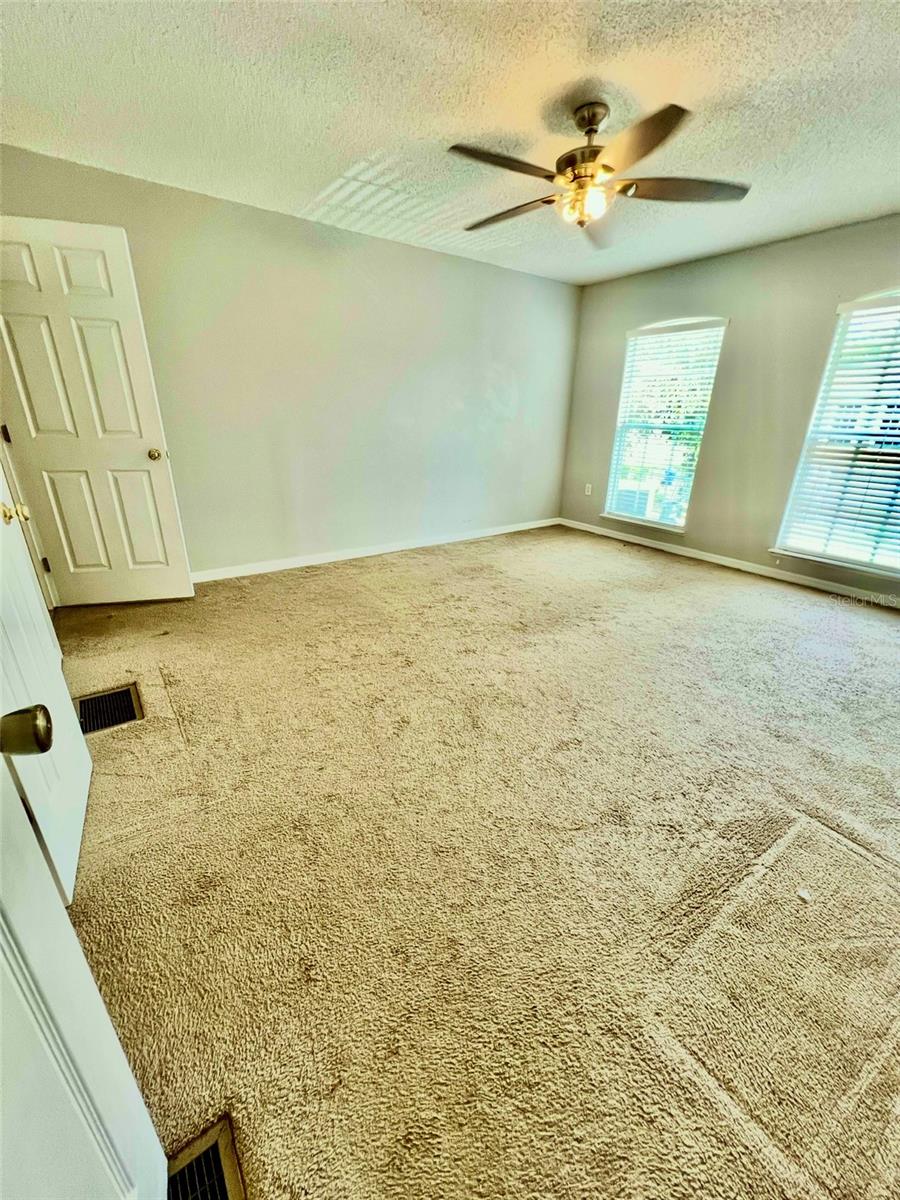 Image 15 of 23 For 9934 Ashburn Lake Drive