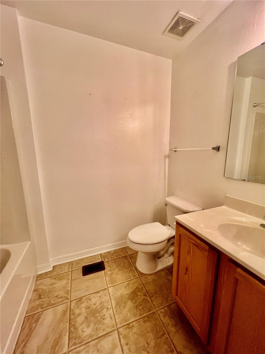 Image 18 of 23 For 9934 Ashburn Lake Drive