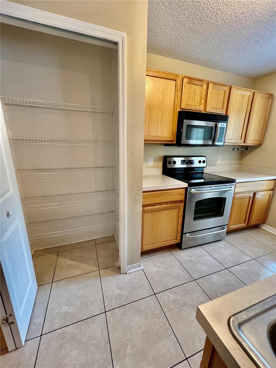 Image 4 of 23 For 9934 Ashburn Lake Drive