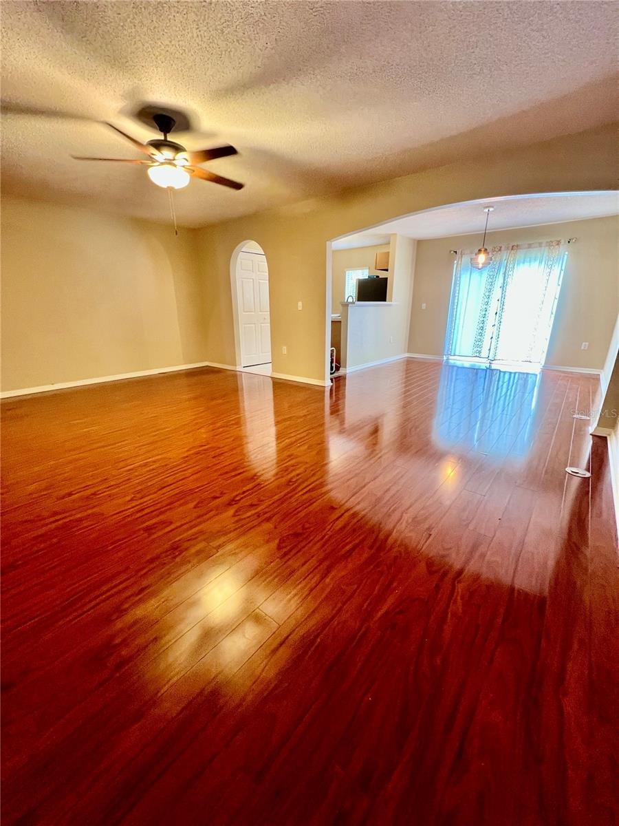 Image 9 of 23 For 9934 Ashburn Lake Drive