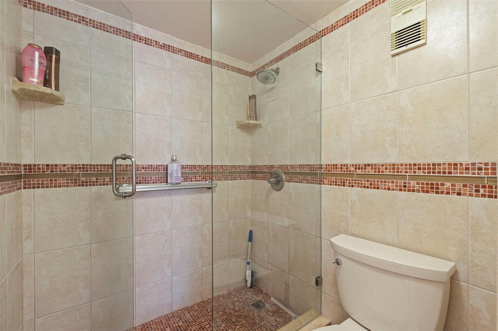 Image 23 of 33 For 7430 Sunshine Skyway Lane S 502