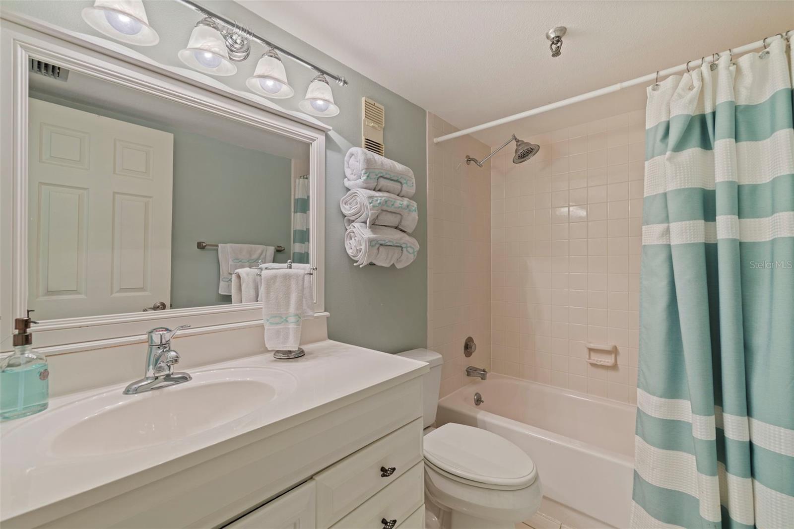 Image 30 of 33 For 7430 Sunshine Skyway Lane S 502