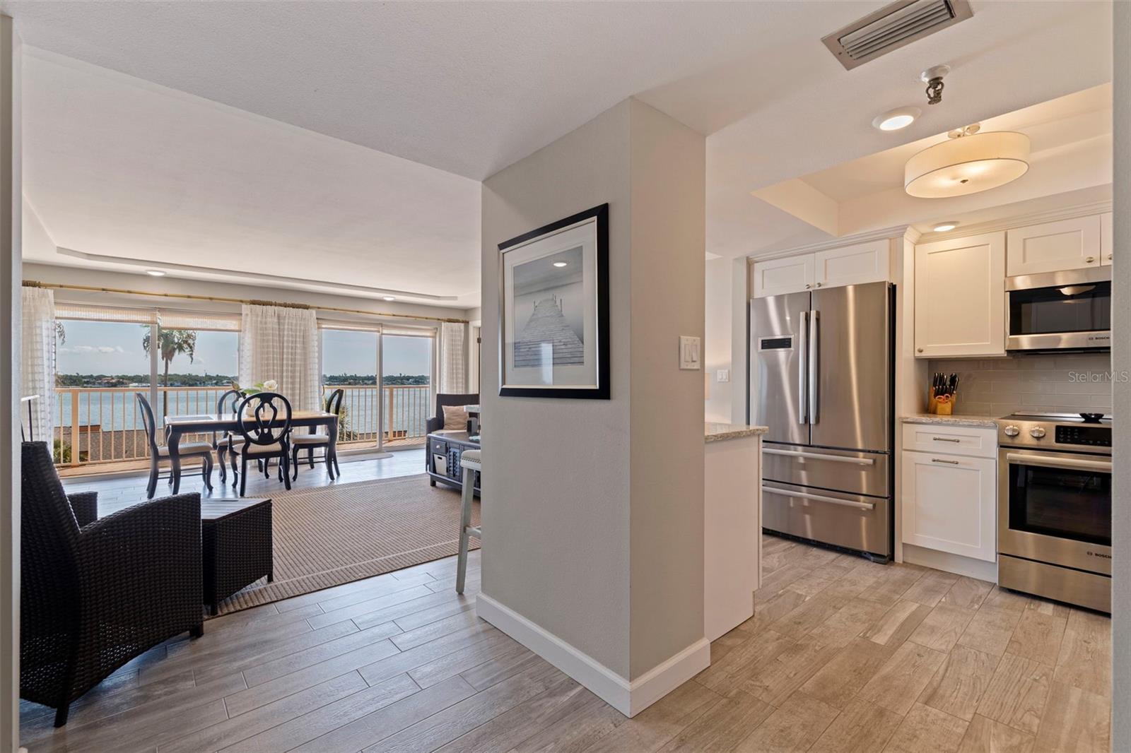 Image 7 of 33 For 7430 Sunshine Skyway Lane S 502