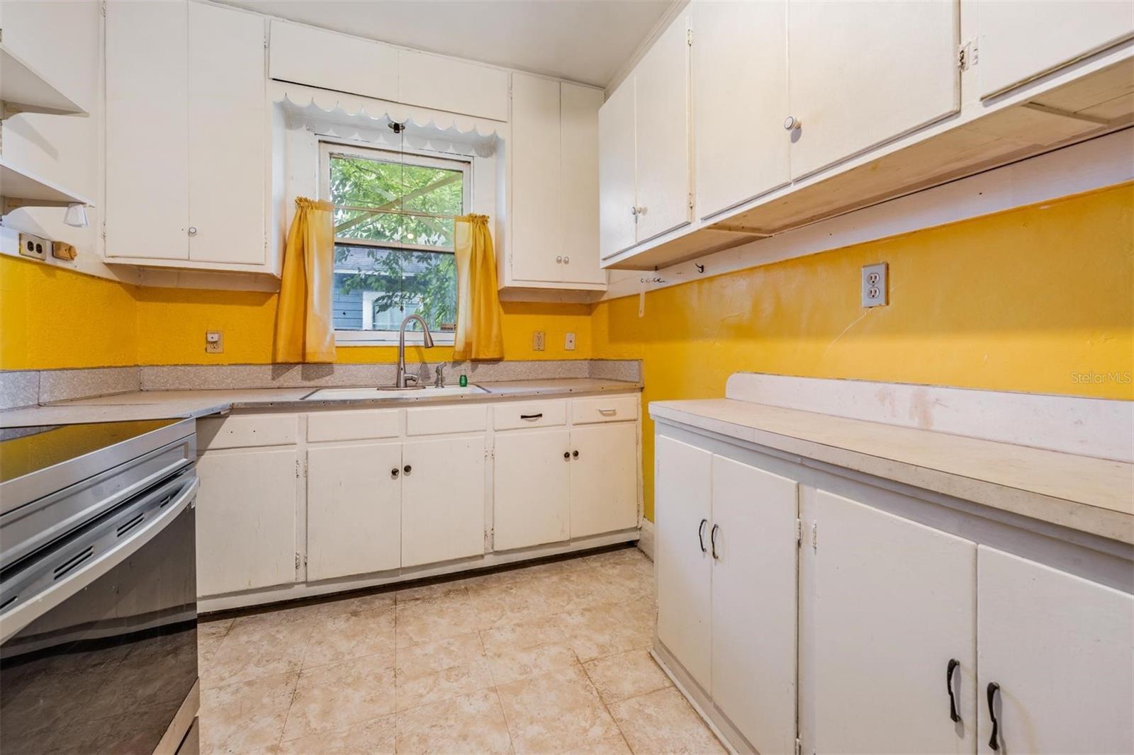 Image 16 of 24 For 815 Frierson Avenue