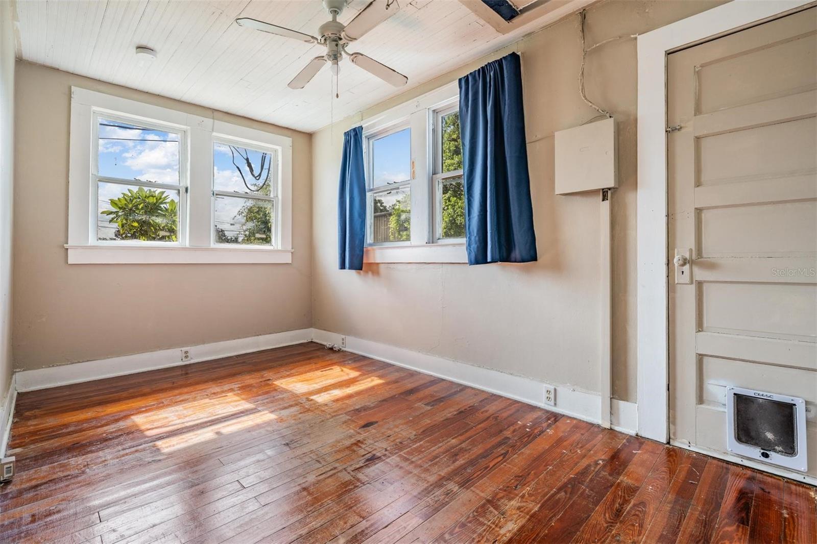 Image 8 of 24 For 815 Frierson Avenue