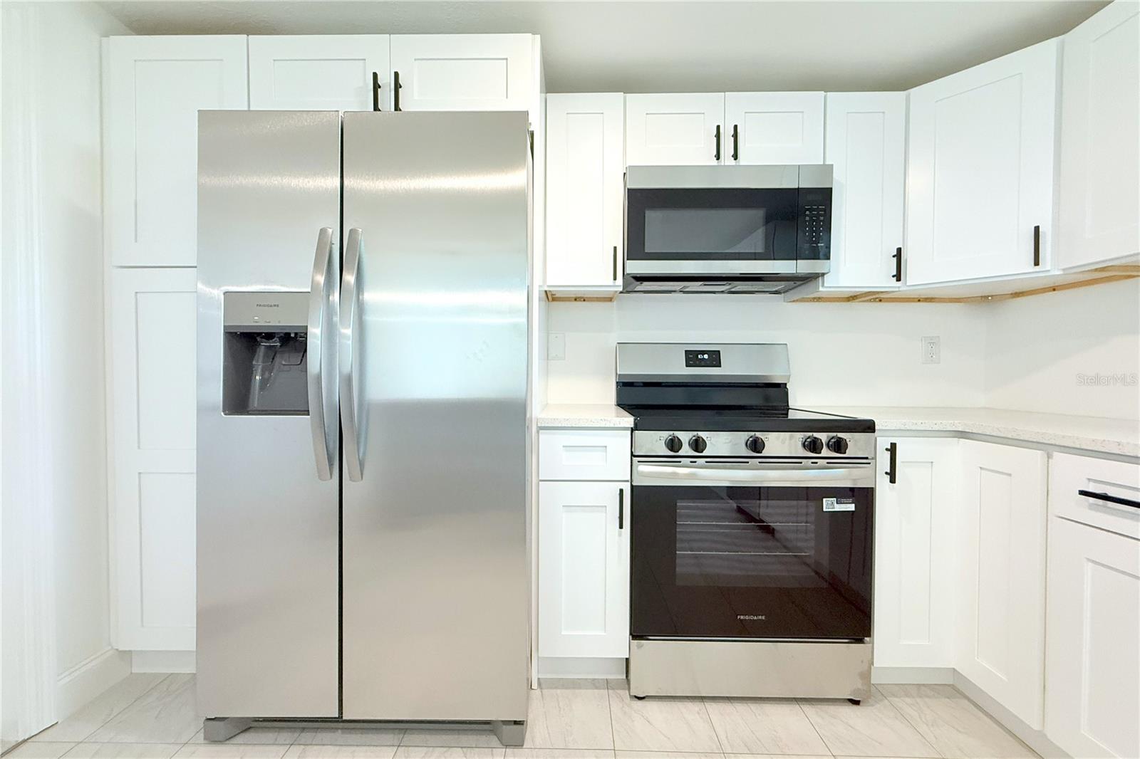 Image 17 of 60 For 8829 Roble Way