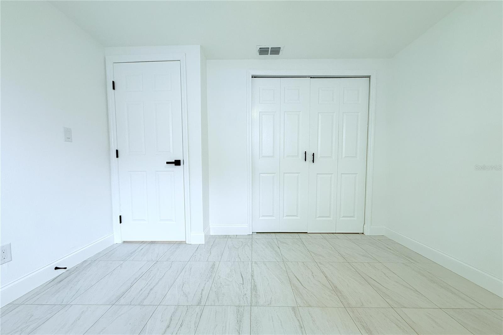 Image 22 of 60 For 8829 Roble Way