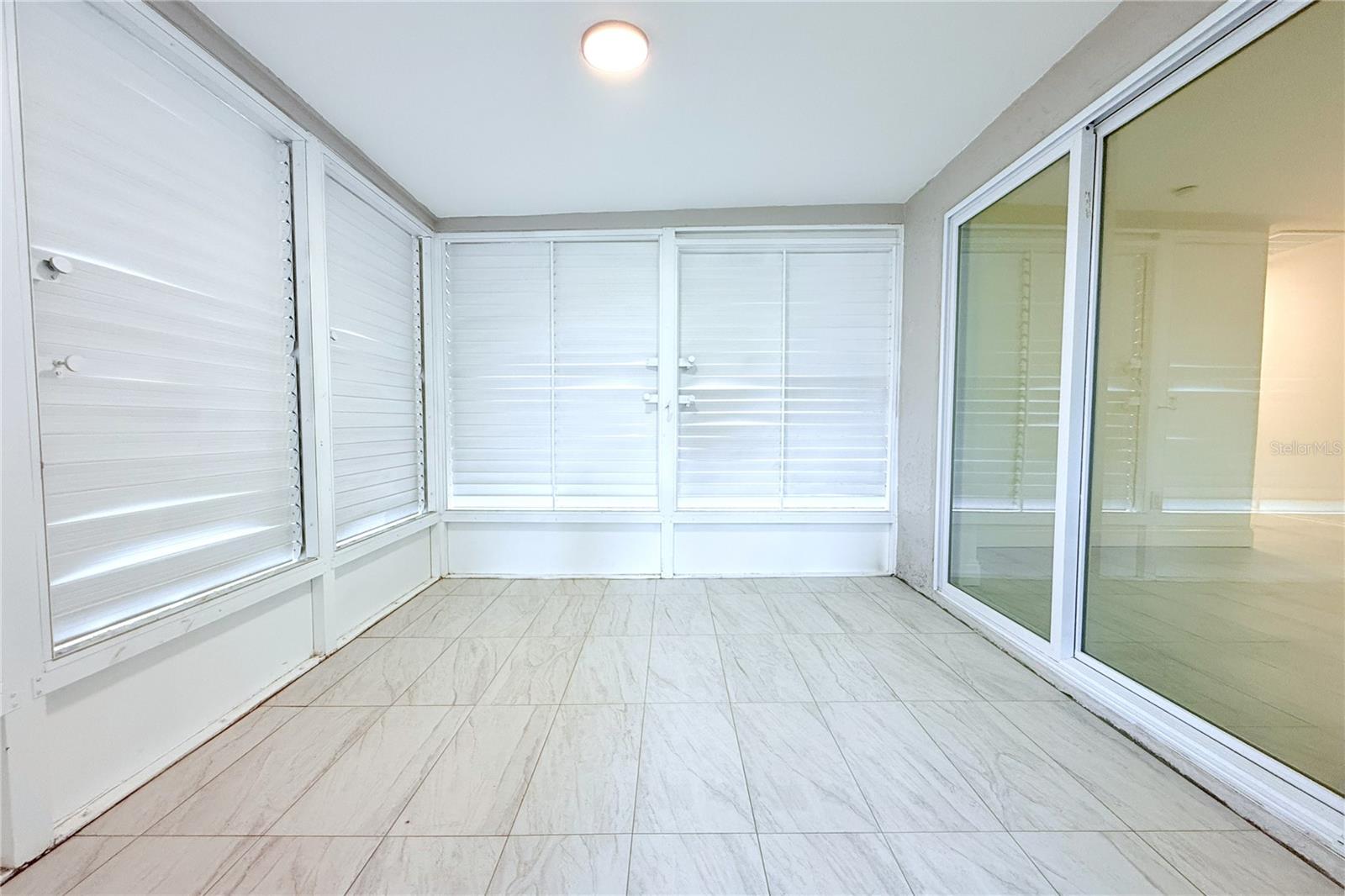 Image 32 of 60 For 8829 Roble Way
