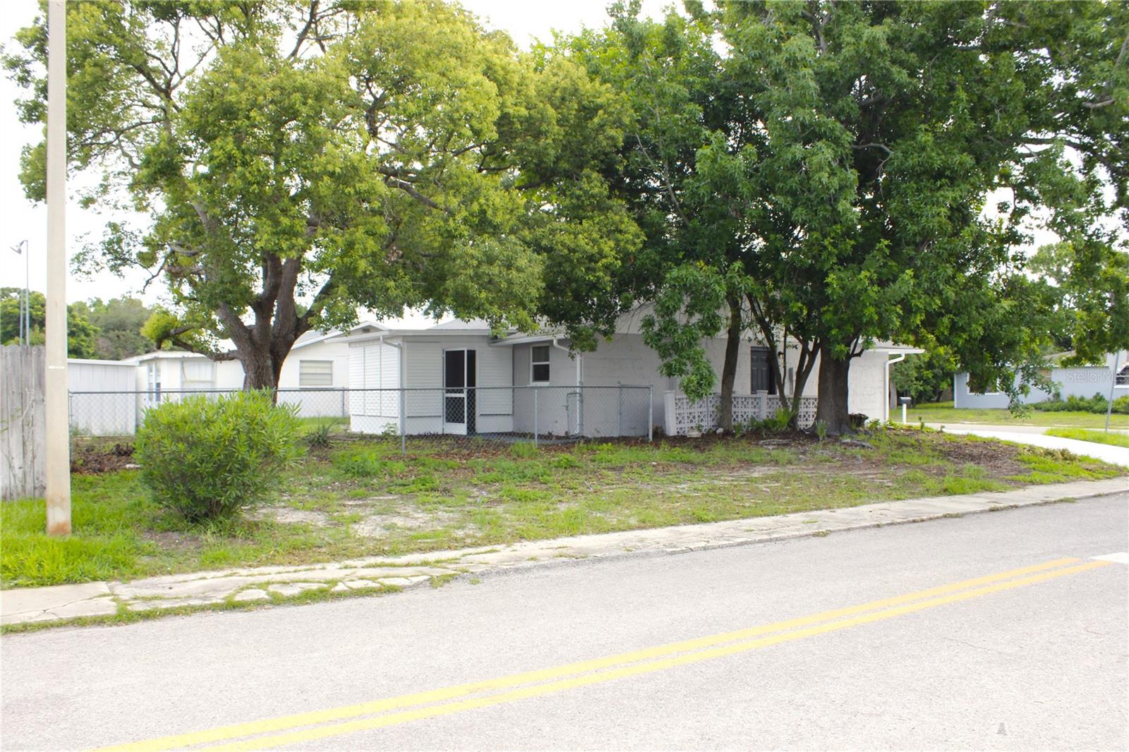 Image 46 of 60 For 8829 Roble Way