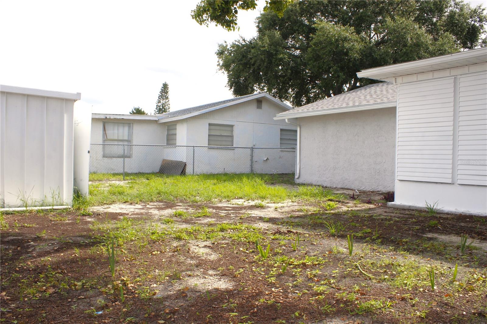 Image 50 of 60 For 8829 Roble Way