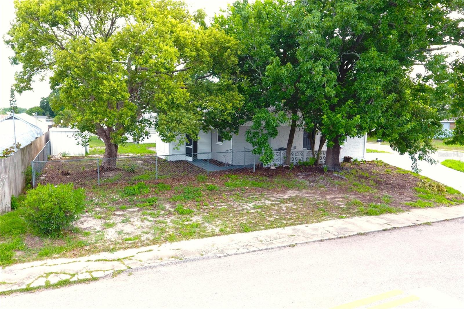 Image 54 of 60 For 8829 Roble Way